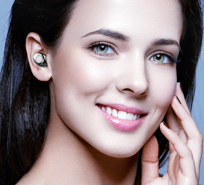 Bluetooth earphone No button control gives the ear an uncomfortable feeling of oppression